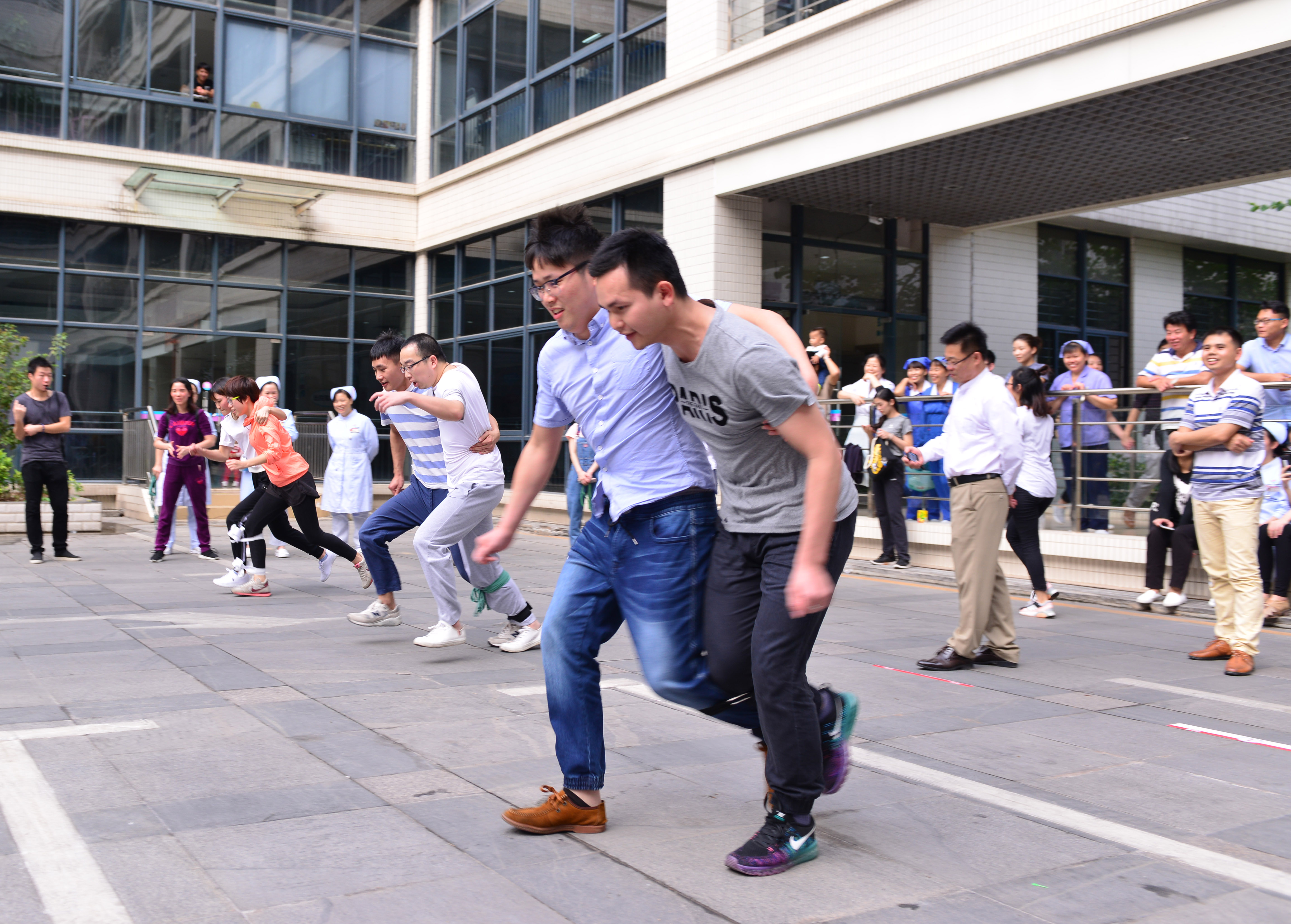 阿根廷选手奋勇争先，圆满结束